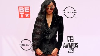 H.E.R. Performed ‘We Made It’ Off Her New Album ‘Back Of My Mind’ At The BET Awards