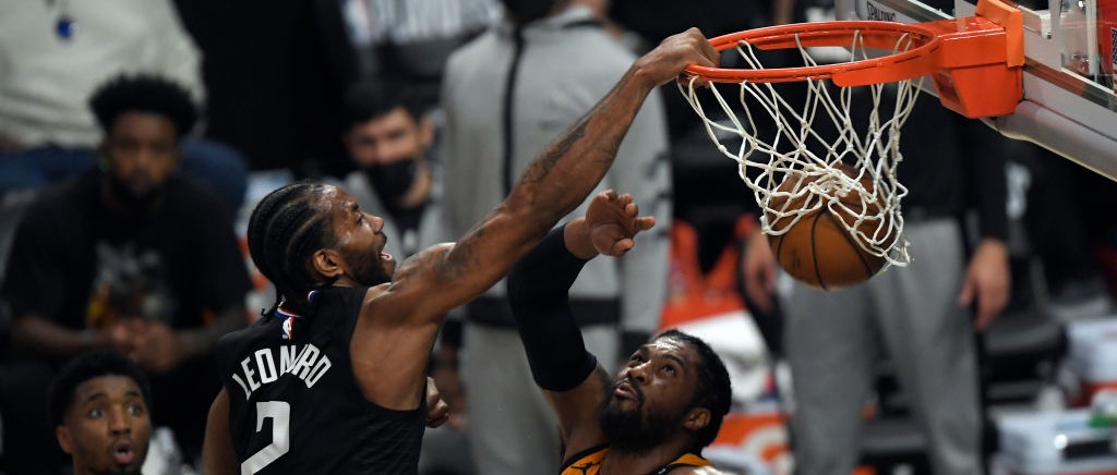 kawhi-dunk-top.jpg