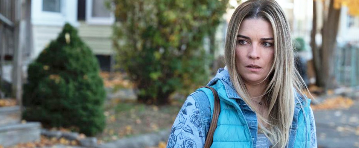 ‘Kevin Can F**k Himself’ Is A Bitter Pill To Swallow But One With Intoxicating Side Effects