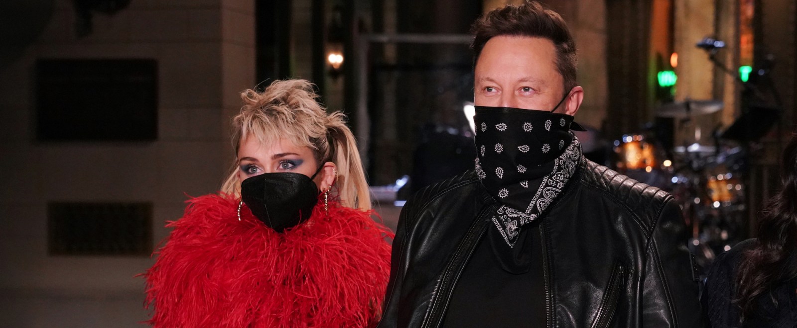 miley-cyrus-elon-musk-getty-full.jpg