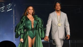 Beyoncé Poses With Jay-Z And Blue Ivy To Celebrate Her Husband’s ‘The Book Of HOV’ Tribute Exhibit