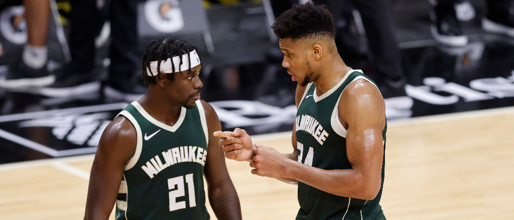 giannis antetokounmpo jrue holiday