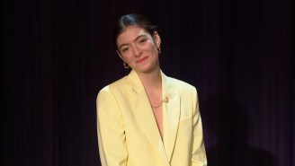 Lorde Starts Her ‘Late Late Show’ Takeover With A Performance Of ‘Solar Power’
