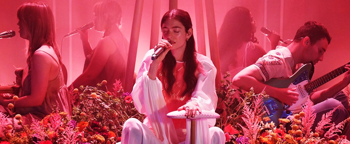 Lorde’s ‘Solar Power’ Is A Quiet Return From A Former Supernova
