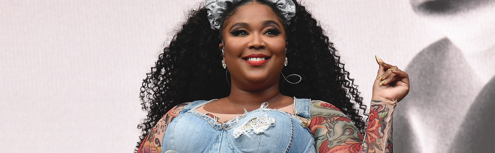 lizzo-bts-tf.jpg