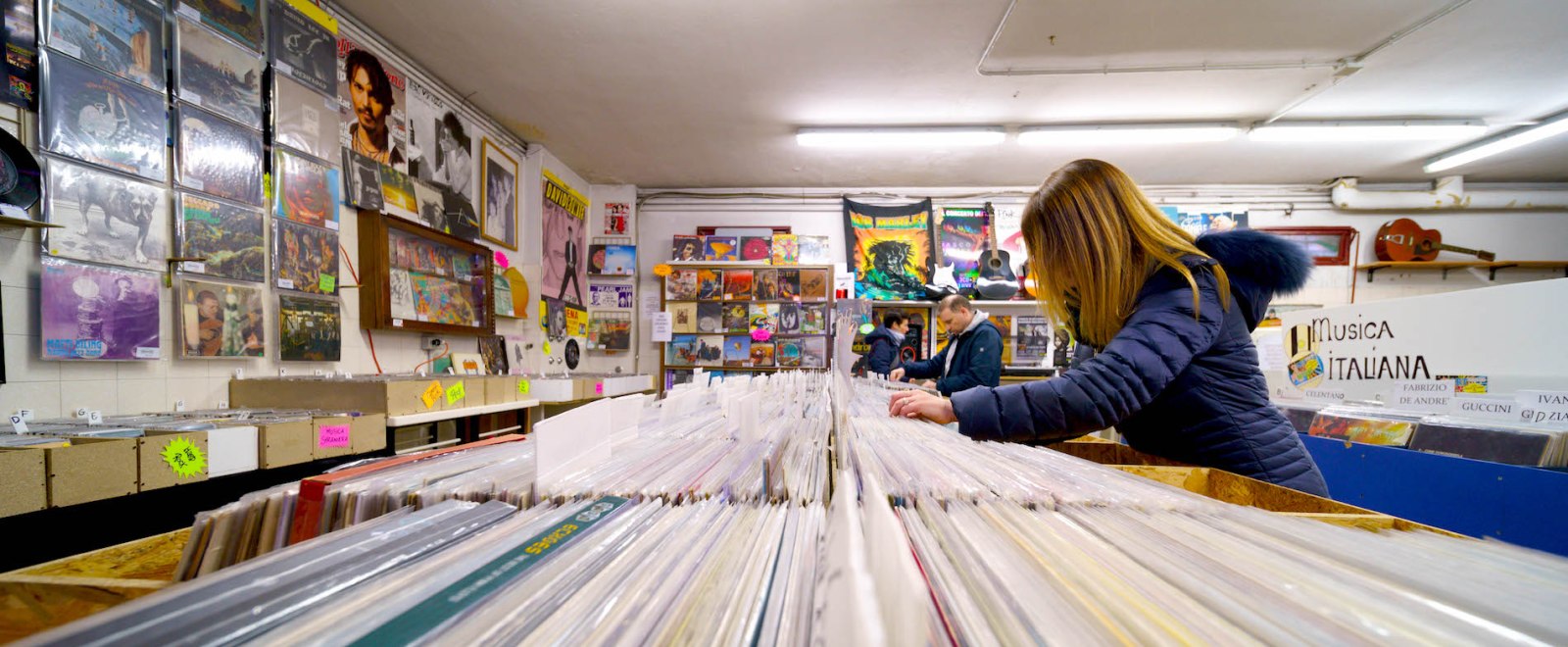 vinyl-record-store-Davide-Gabino-flickr-full.jpg