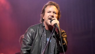 Eddie Vedder Talks Subtle Sh*t About Mötley Crüe On Stage As His Nikki Sixx Feud Continues