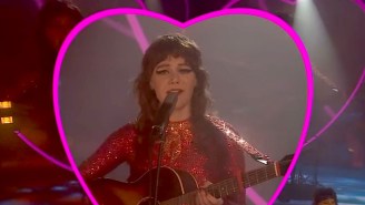 Jenny Lewis Delivers A ’70s-Style Sing-Along Performance Of ‘Puppy And A Truck’ On ‘The Tonight Show’