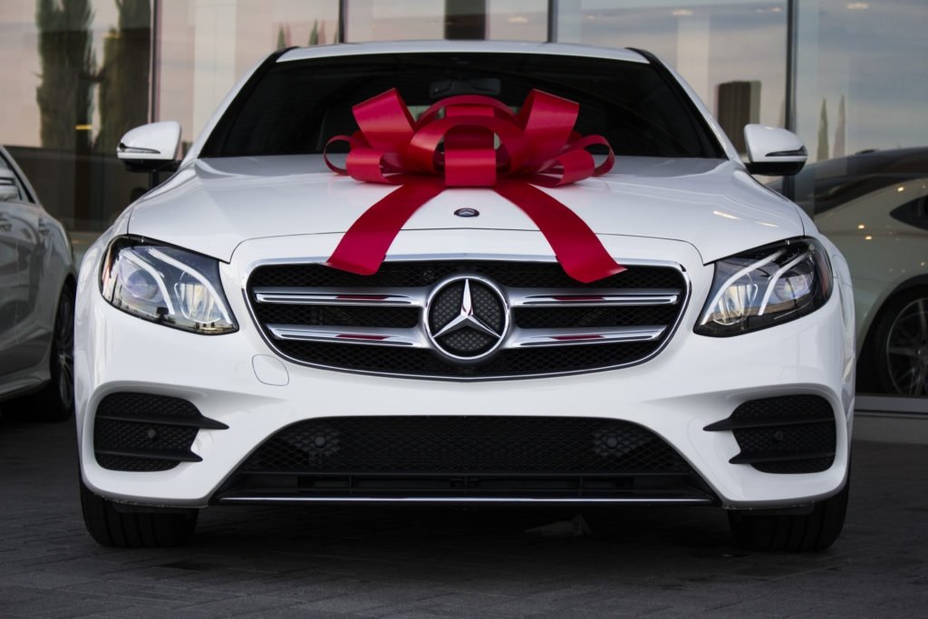 mercedes with a bow