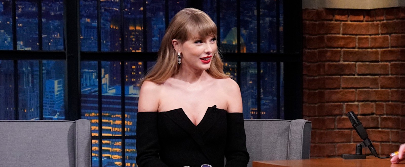 Taylor Swift Late Night With Seth Meyers 2021