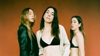 Haim Reflected About How Playing With Julian Casablancas Was A ‘Dream Come True’ That Taught ‘So Much’