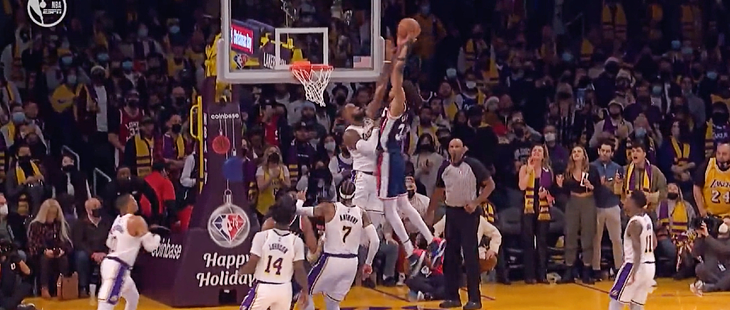 LeBron James throws down huge poster dunk over Nets (VIDEO) - NBC