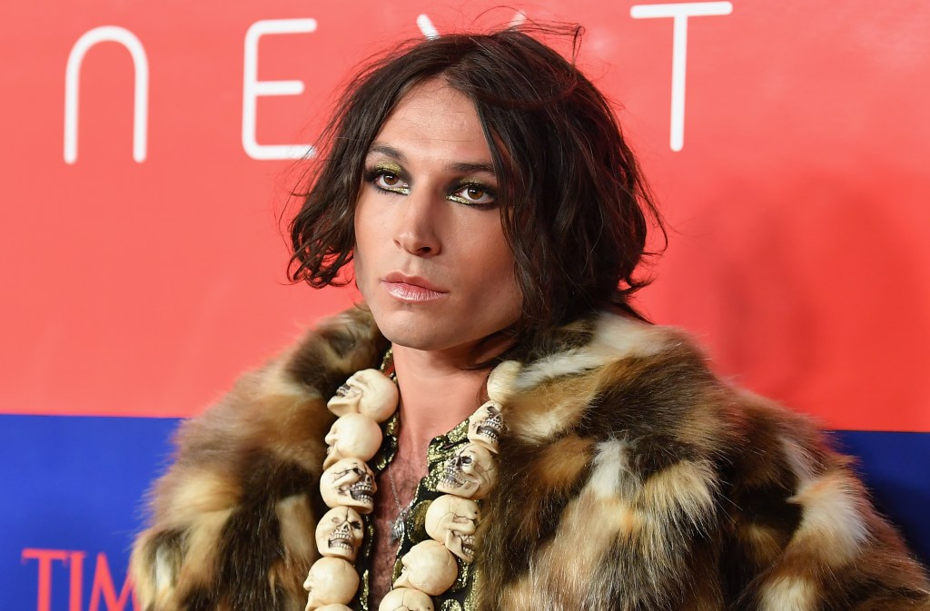 Ezra Miller Suggests That The Ku Klux Klan Kill Themselves ‘With Your Own Guns’ In A Bizarre Instagram Video