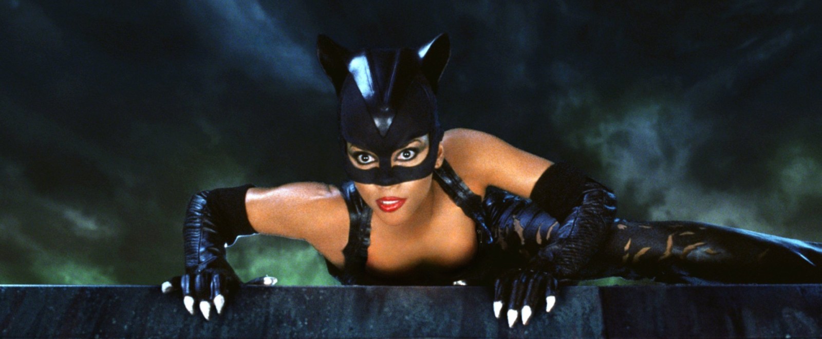 halle berry catwoman