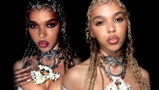 2.1.22 – fka twigs digs into the golden stuff