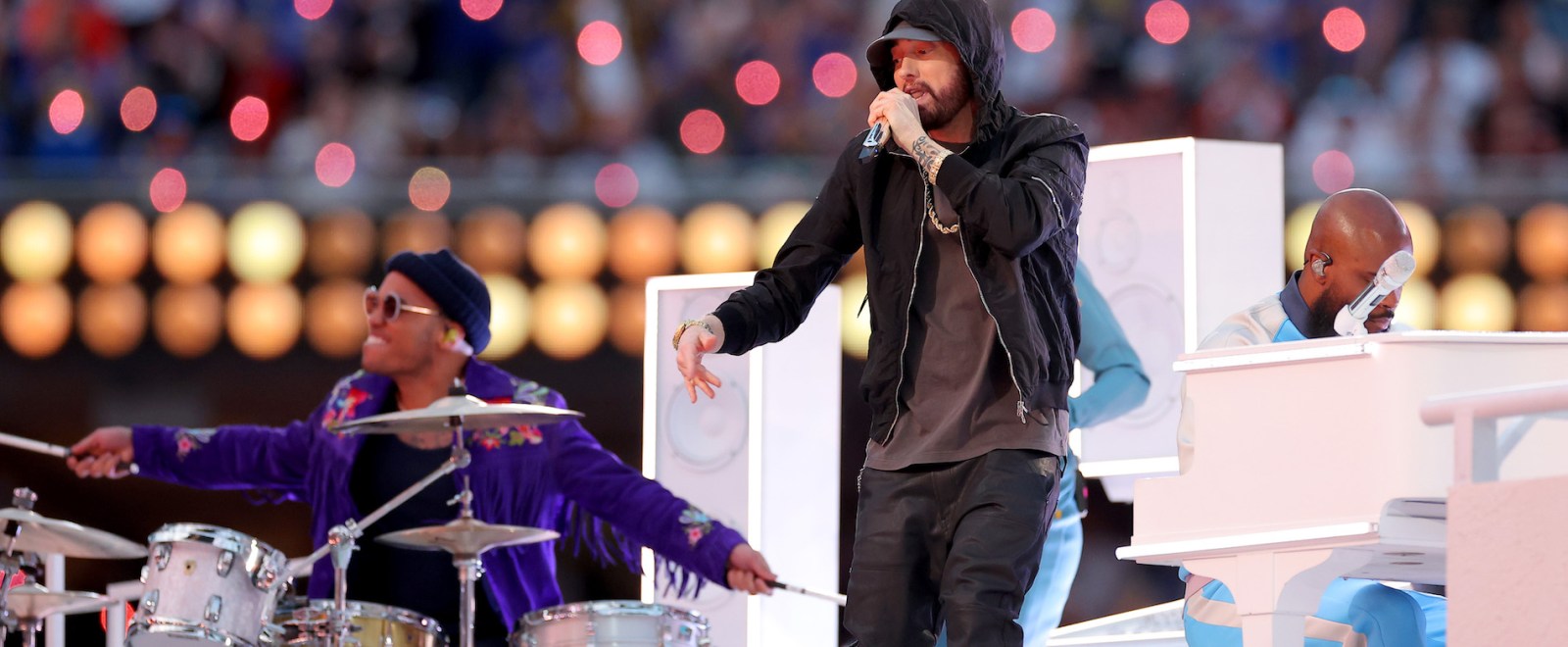 Anderson Paak Eminem 2022 Super Bowl LVI Halftime Show