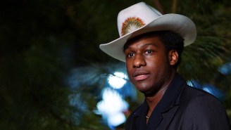 Leon Bridges Linked With An LA Taco Shop To Create A Benefit Taco Called ‘The Ft. Worth’