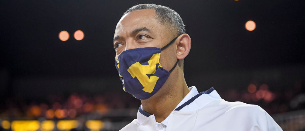 Juwan Howard Throws Punch Before Michigan-Wisconsin Brawl