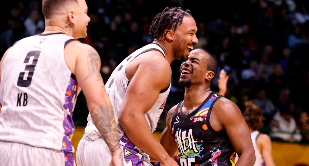 Myles Garrett Turned The Celebrity Game Into A Dunk Contest