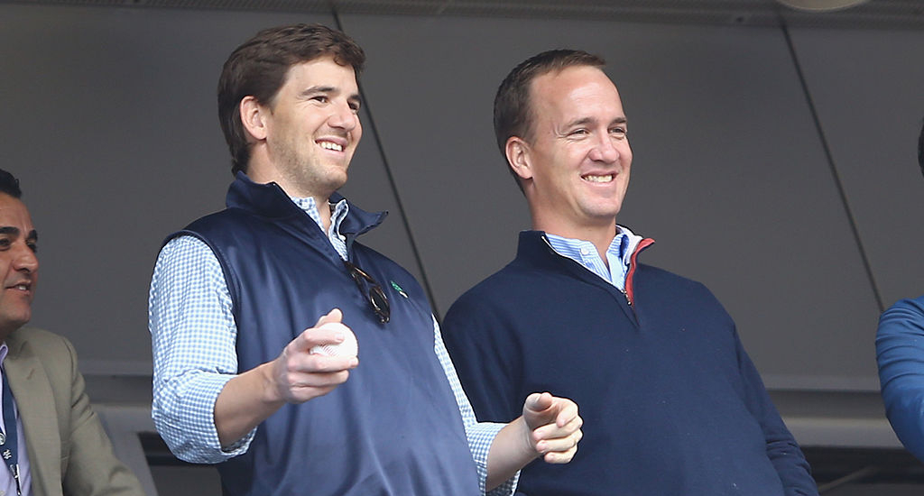 Peyton and Eli Manning Commentate as Rams Players Tackle Streaker