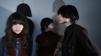 Surging Chicago Trio Horsegirl Announces Their Debut Album And Shares ‘Anti-Glory’