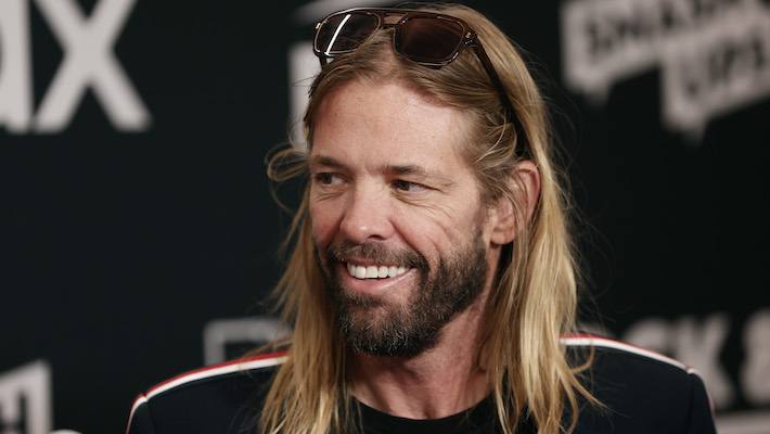 Taylor Hawkins Told Friends That He 'Couldn't F*cking Do It Anymore' - UPROXX