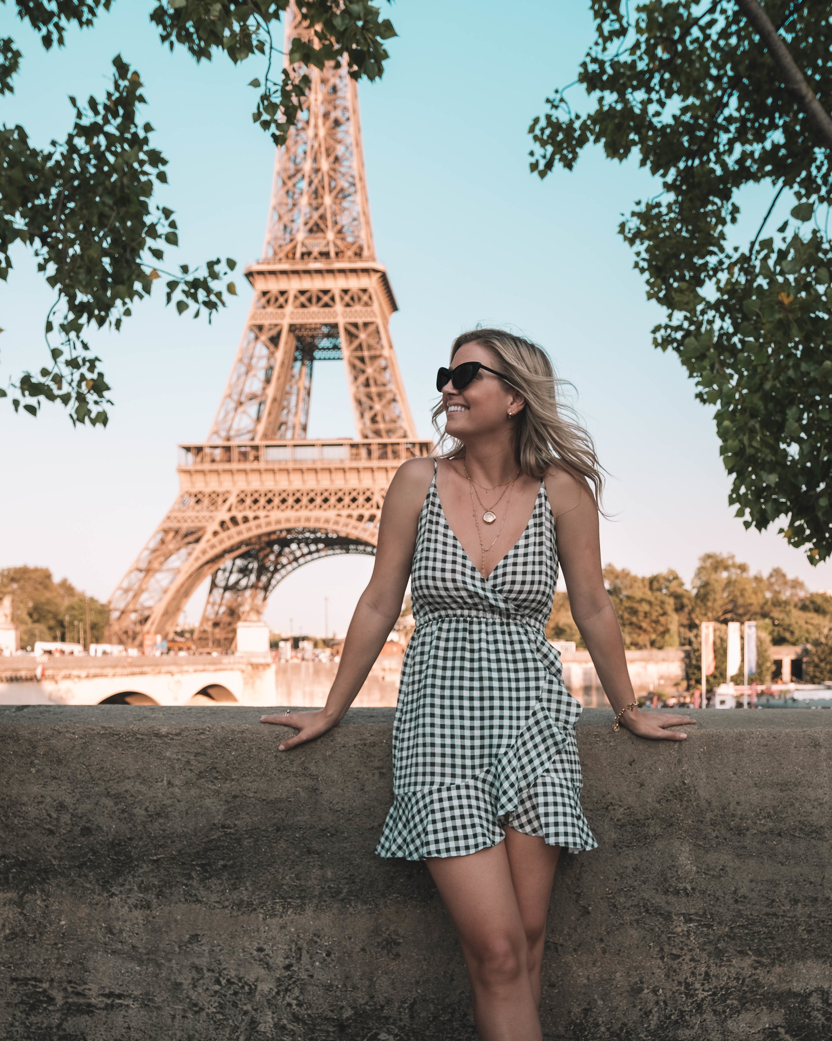 Paris Travel Guide