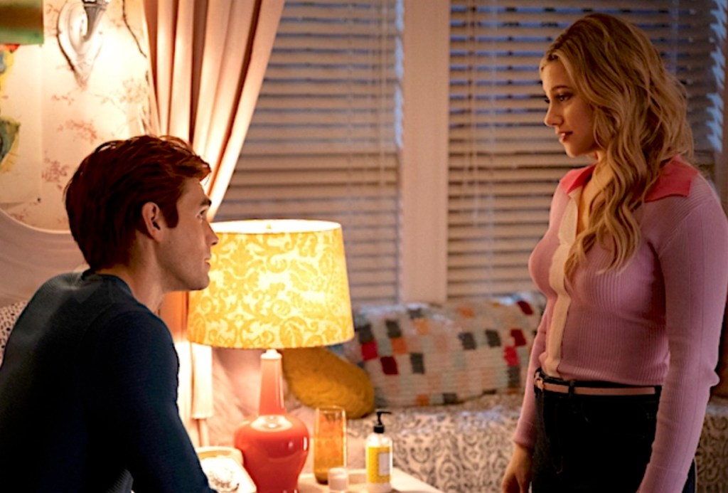 Riverdale Is About Archie And Betty Having Superpowers Now