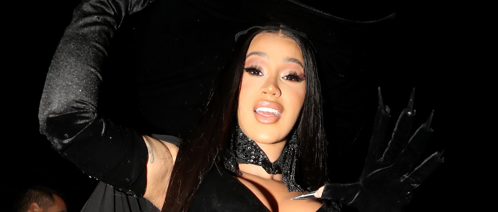 Cardi B Once Again Deletes Her Twitter Account After Taking Fan Abuse ...