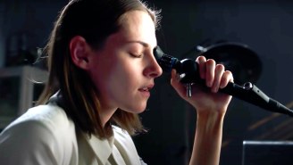 Kristen Stewart Will Freak You Out In The Teaser Trailer For David Cronenberg’s ‘Crimes Of The Future’