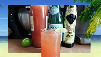 This Batched Paloma Recipe Is The Only Cocktail You Need For A Cinco de Mayo Party
