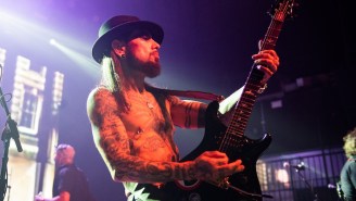Dave Navarro Reveals That He Is Battling Long COVID: ‘The Fatigue And Isolation Is Pretty Awful’