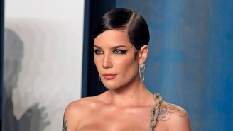 Halsey’s Former Label Supports The Singer As Their Current Label Allegedly Withholds A New Single