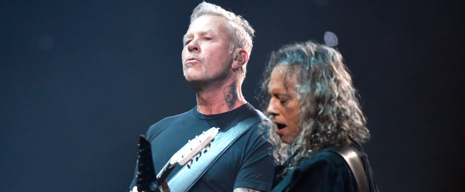 Metallica James Hetfield Kirk Hammett 2021