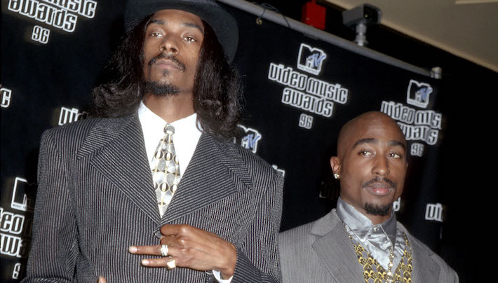 Snoop Dogg Fainted When He Saw Tupac In The Hospital