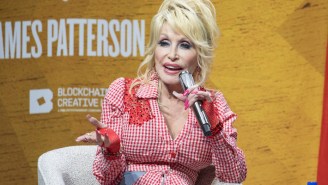 Dolly Parton Will Star In A TikTok Musical About Taco Bell’s Mexican Pizza