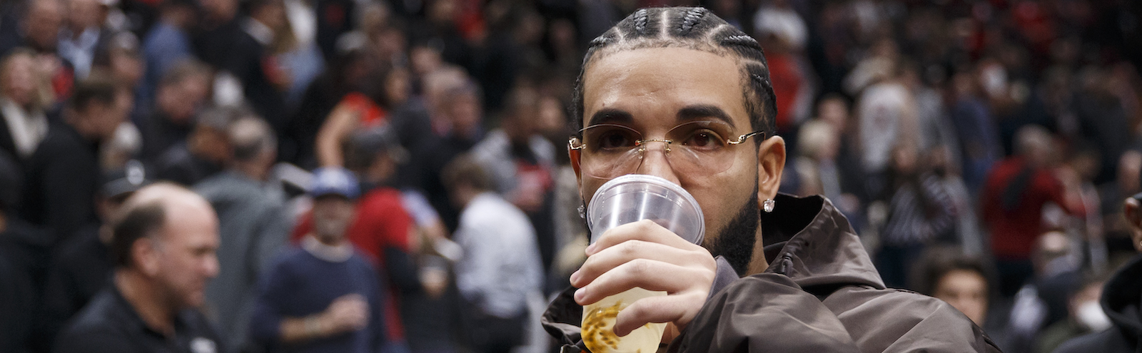 Drake 2022 Toronto Raptors game