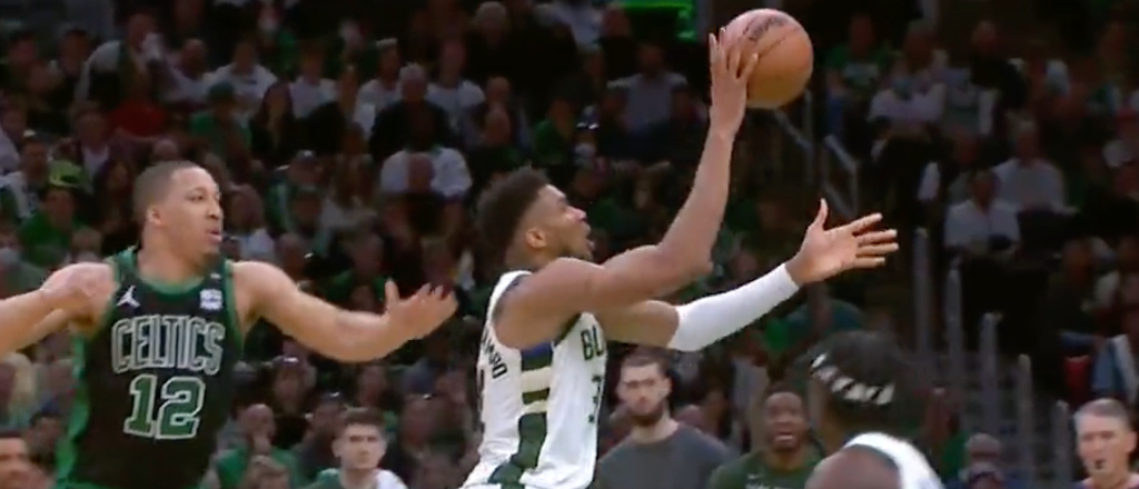 giannis antetokounmpo