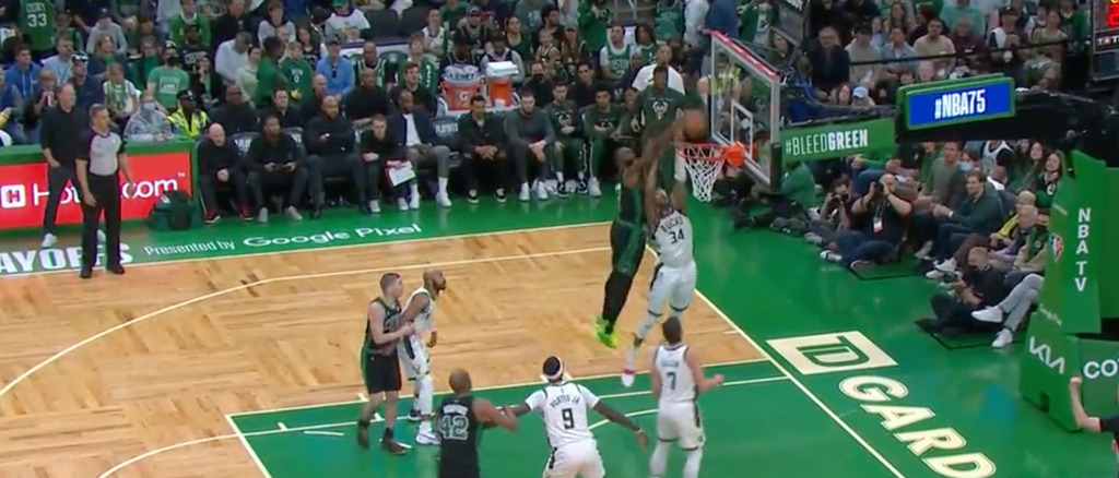 jaylen brown giannis antetokounmpo