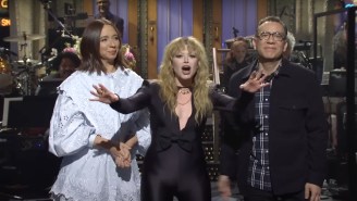 Natasha Lyonne Let Fred Armisen And Maya Rudolph Do Their Impersonations Of Her On Her First ‘SNL’ Hosting Gig