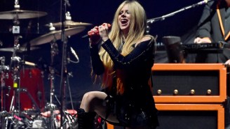 Avril Lavigne Shares An Emotive Cover Of Adele’s ‘Hello’ And A Stripped-Down Version Of ‘Love Sux’