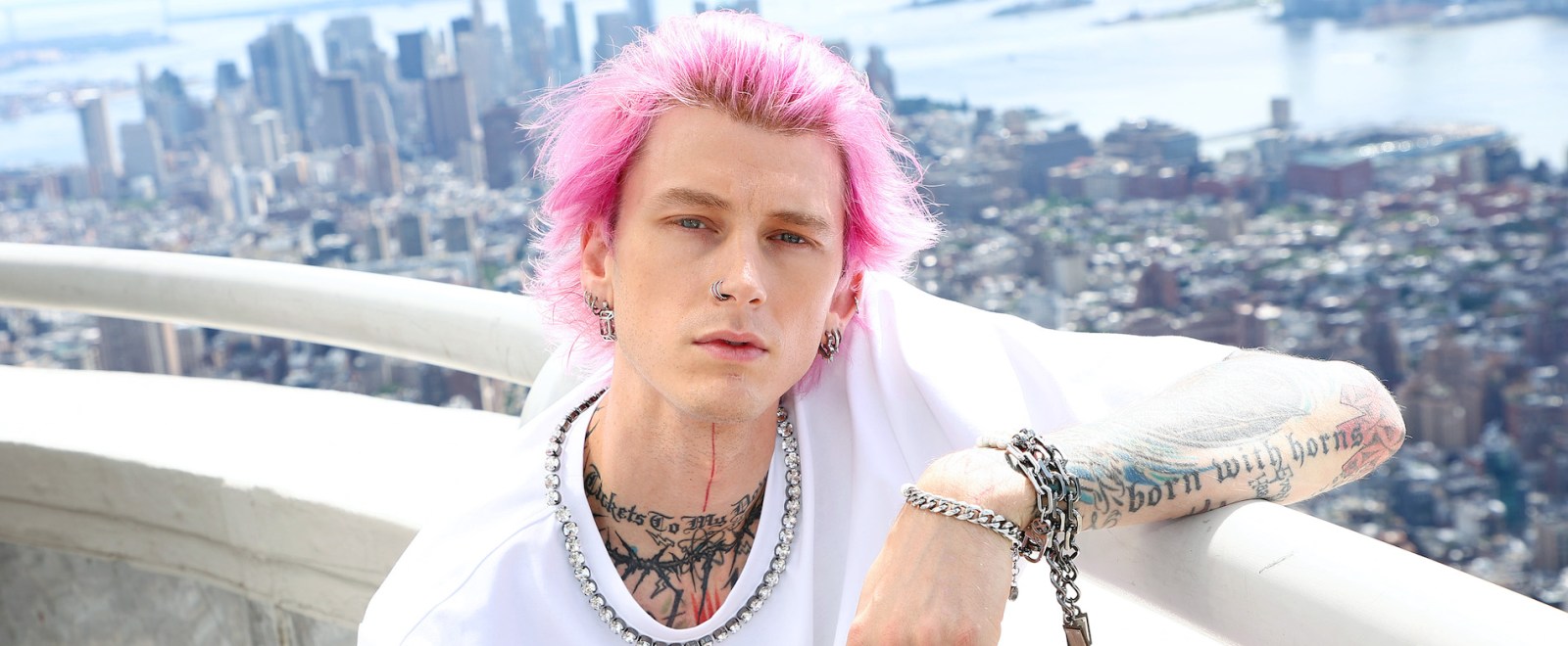 Machine Gun Kelly 2022