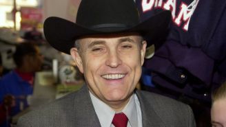 Rudy Giuliani Claims That NYC Is Now A Crime-Infested ‘Wild, Wild West’ After Getting Patted On The Back At A Staten Island Store