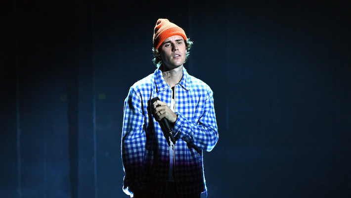 Justin Bieber Performs His First Concert Since His Facial Paralysis