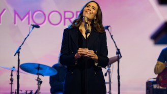 Mandy Moore Cancels The Rest Of Her 2022 Tour Dates Due To Her Pregnancy