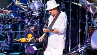 Carlos Santana Passes Out On Stage In Michigan On His Tour With Earth, Wind & Fire