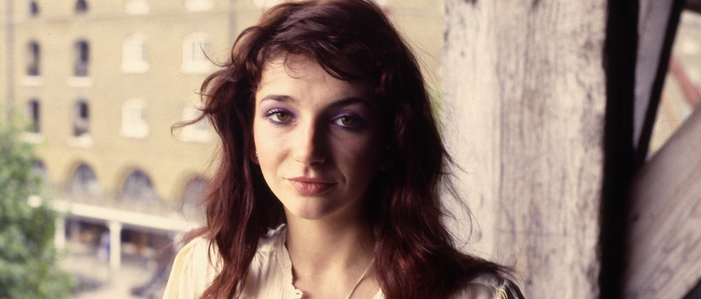 Who Is Kate Bush? Singer Inducted Into The Rock & Roll Hall Of Fame –  Hollywood Life