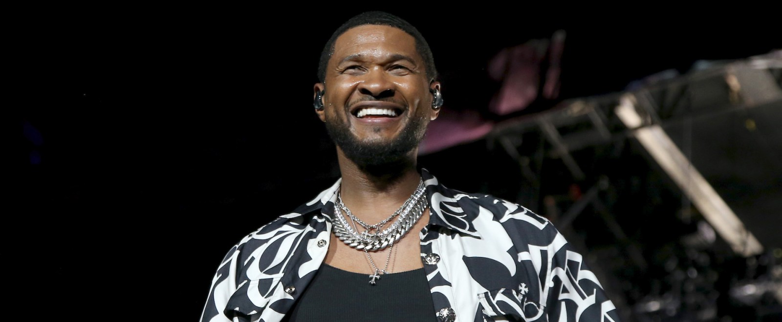 Usher Extends Las Vegas Residency, Announces Final Dates –
