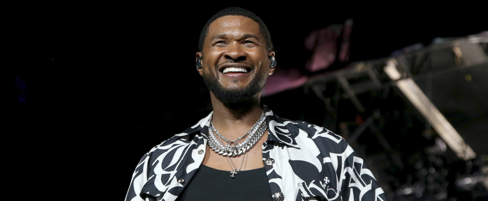 Usher 2022 Lovers & Friends festival