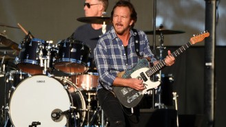 Eddie Vedder Threw A Pearl Jam Fan Out Of A Recent Concert For Hitting Another Fan